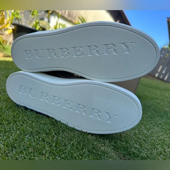 Burberry Check Hightop Sneaker size 37 - Picture 5 of 15